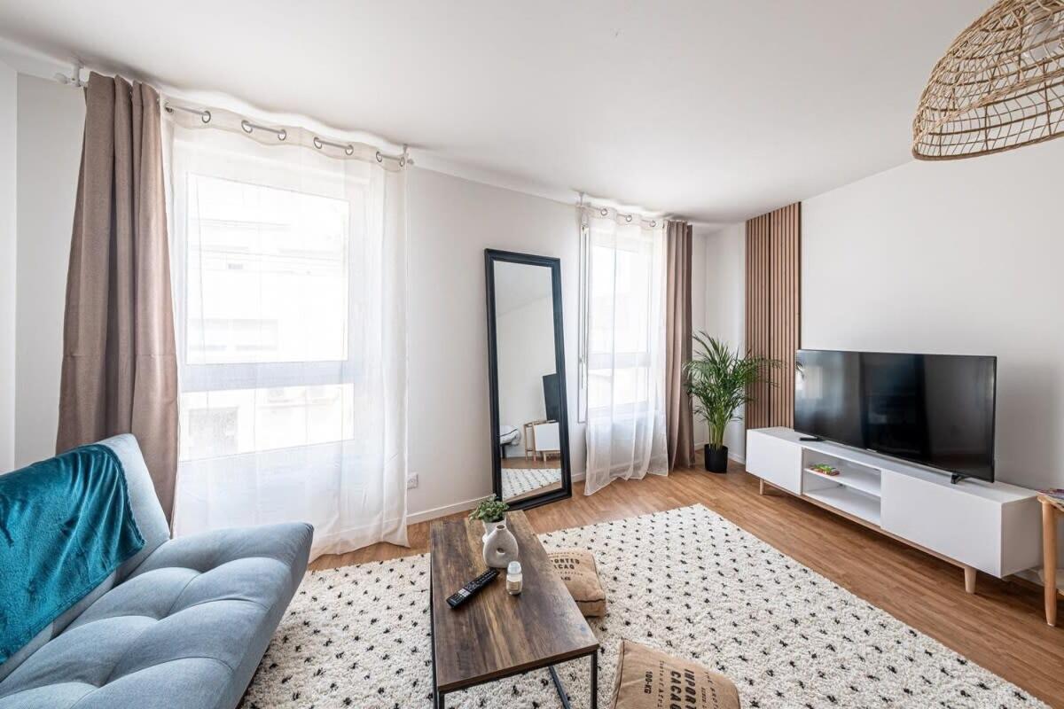 Studio Disneyland En 10 Min Paris 30 Min Montevrain Exterior photo